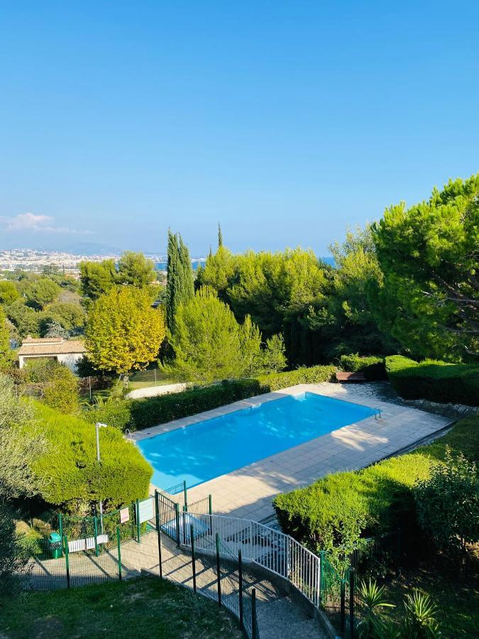 Appartement Cote D'Azur Plage - Piscine - Tennis Villeneuve-Loubet Exterior foto